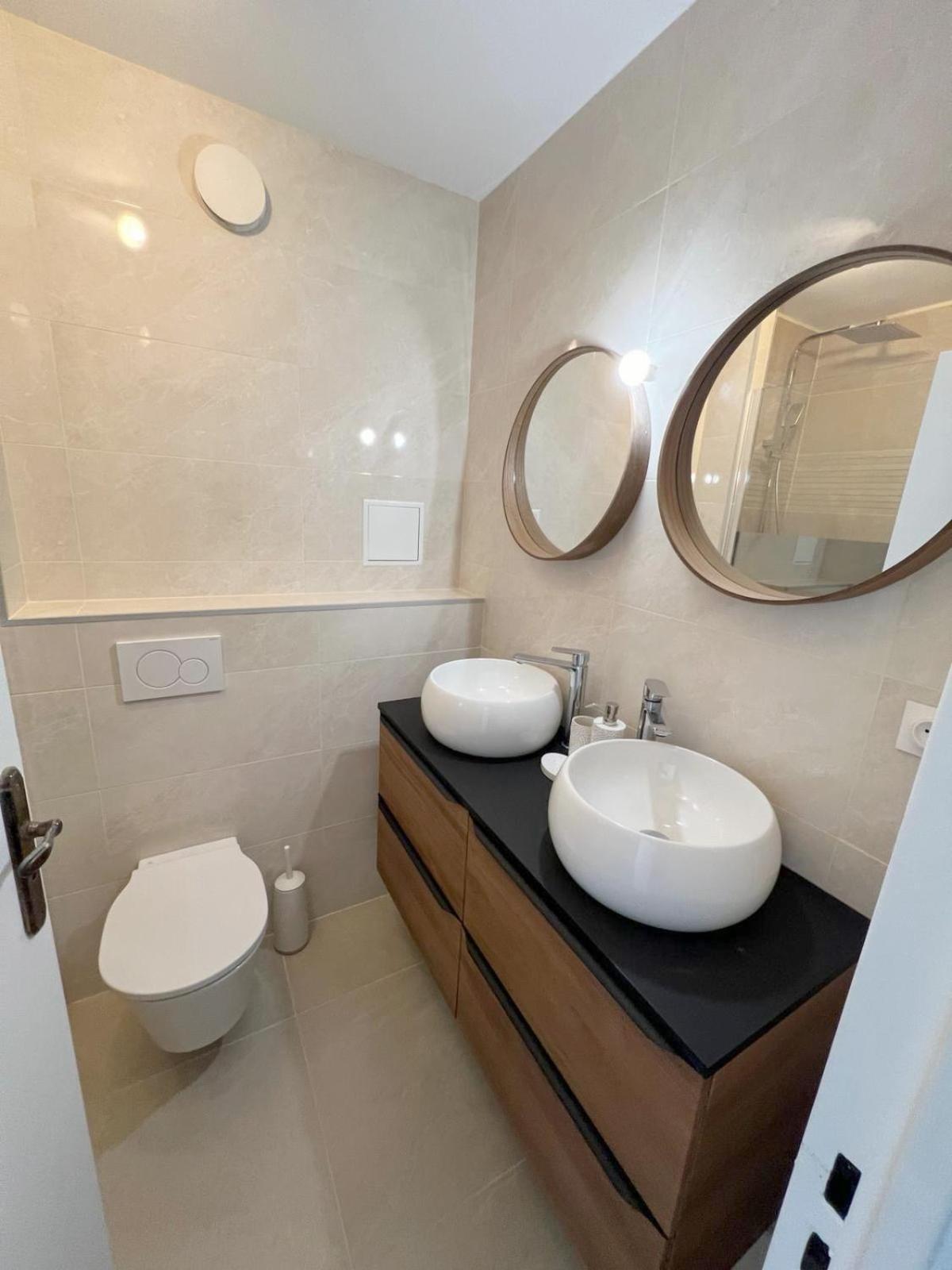 Chic 2 Rooms Paris13 With View Exterior photo