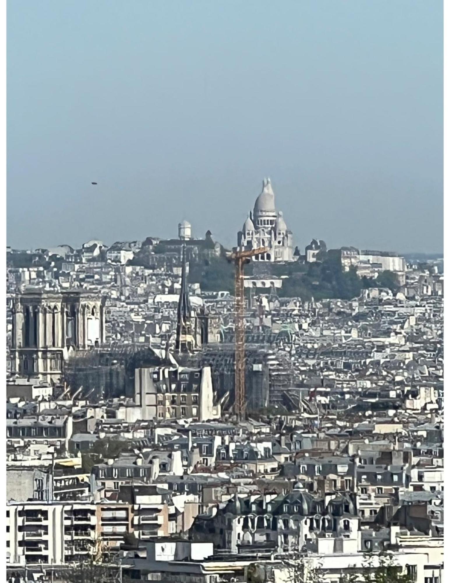 Chic 2 Rooms Paris13 With View Exterior photo