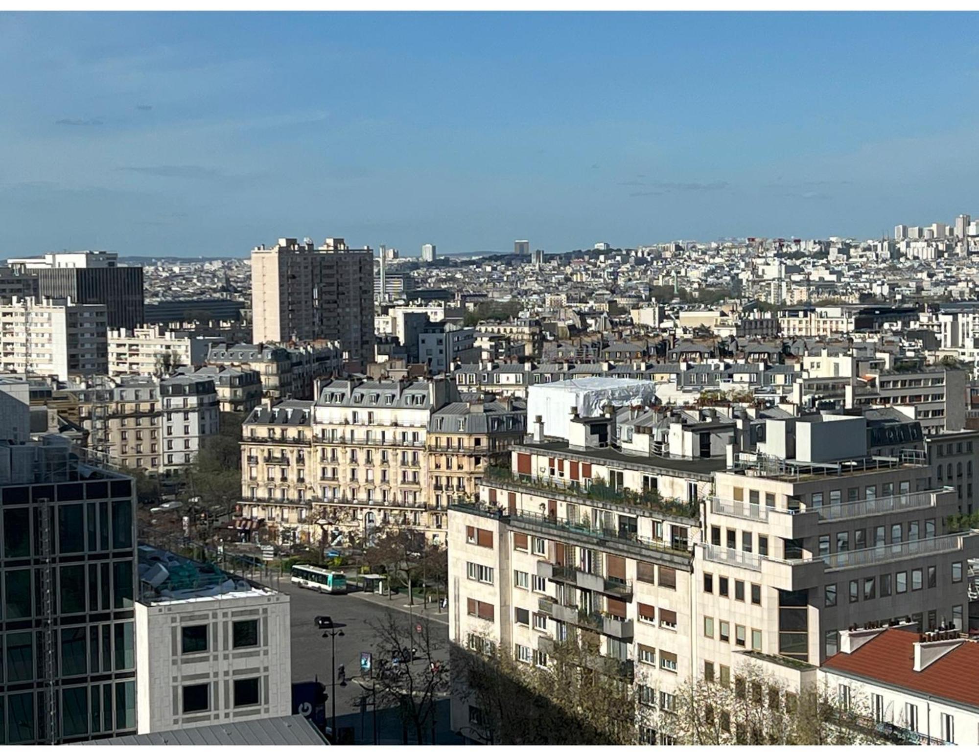 Chic 2 Rooms Paris13 With View Exterior photo